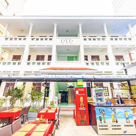 Oyo 381 Tuyet Mai Hotel Nha Trang Bagian luar foto