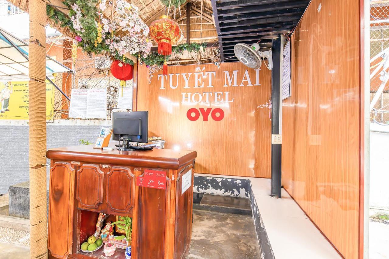Oyo 381 Tuyet Mai Hotel Nha Trang Bagian luar foto
